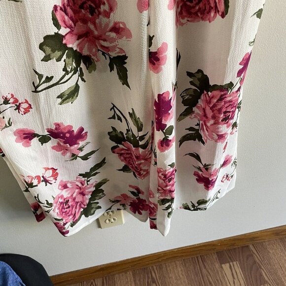 Forever 21 Favlux Women SZ M Ivory Floral Twist Front Top Strappy Jumpsuit NWT - Picture 3 of 10